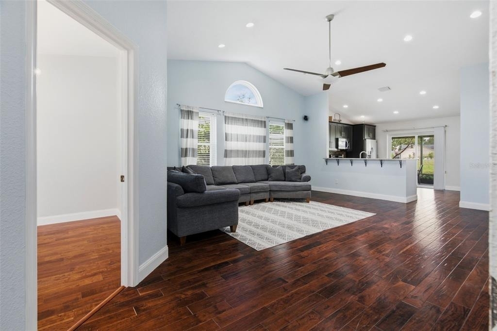 12118 Dickenson Lane - Photo 10
