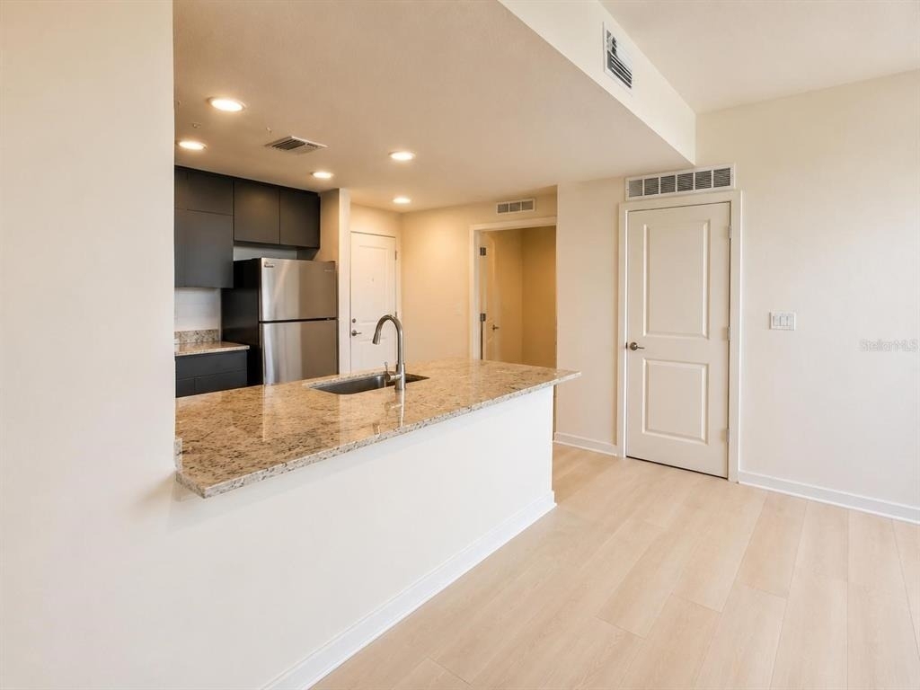 5587 Millenia Park Boulevard - Photo 14