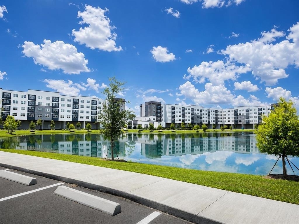 5587 Millenia Park Boulevard - Photo 3