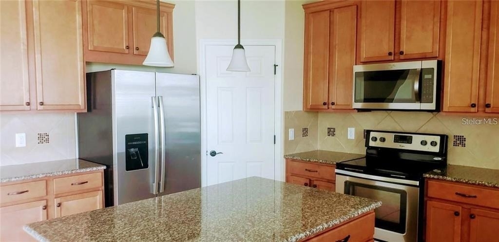 8026 Corkfield Ave - Photo 3