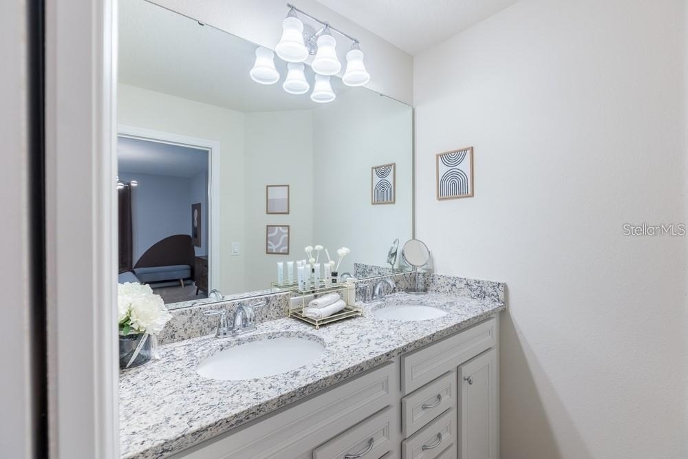 7215 Oakmoss Loop - Photo 35