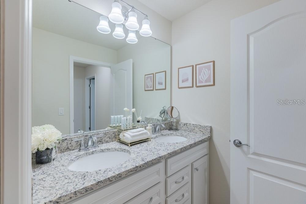 7215 Oakmoss Loop - Photo 34