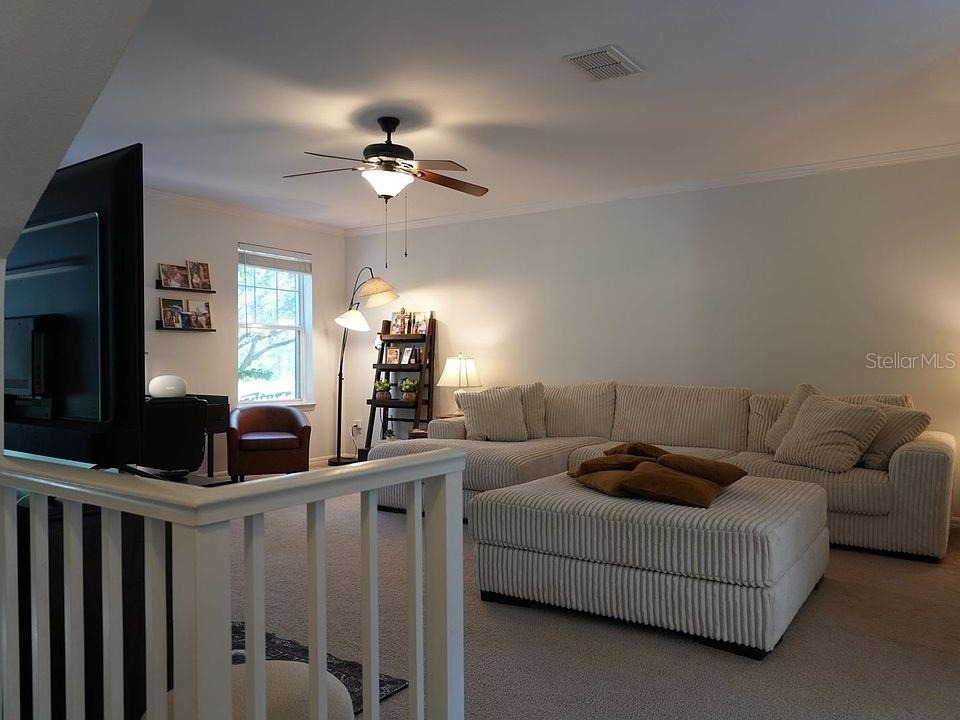 1004 Waterside Drive - Photo 3