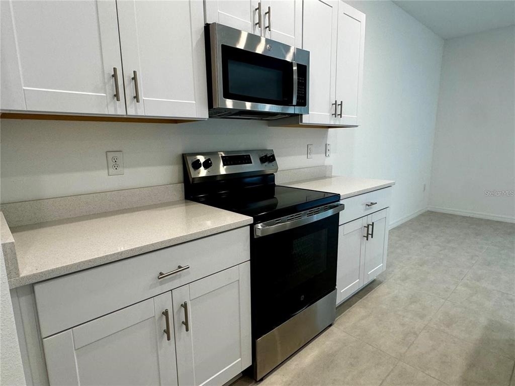 3037 Canary Avenue - Photo 4
