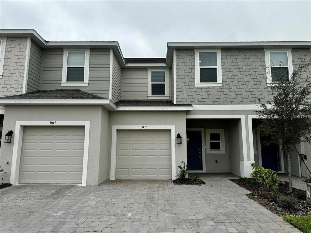 3037 Canary Avenue - Photo 0