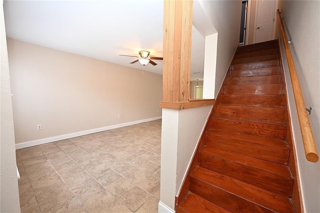 349 E Market Square - Photo 18