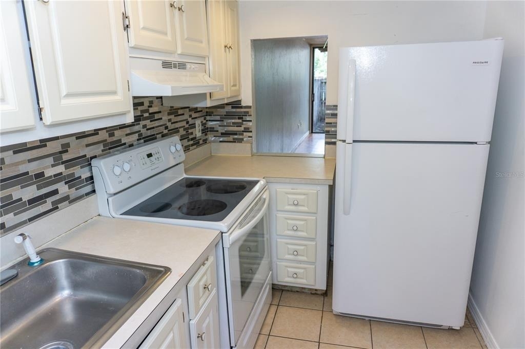 603 Sw 75th Street - Photo 1