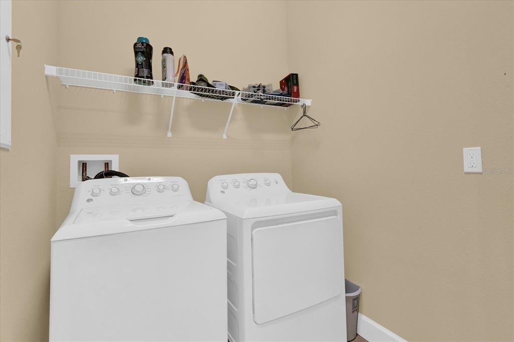 9219 Laureate Boulevard - Photo 10