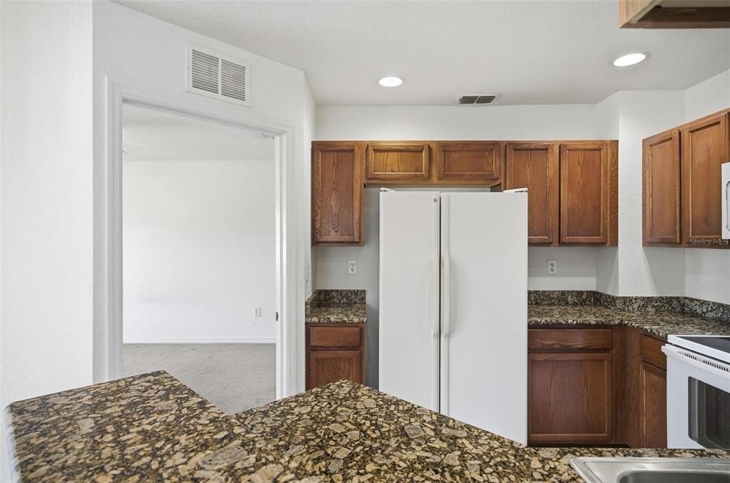 4600 E Moody Boulevard - Photo 10