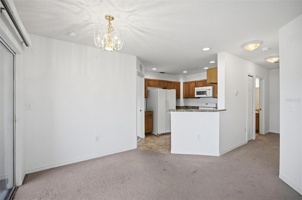 4600 E Moody Boulevard - Photo 11