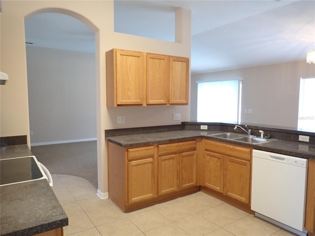 132 Berkshire Lane - Photo 3