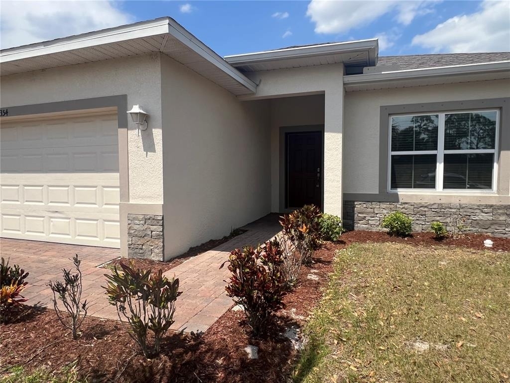 354 Albatross Road - Photo 1