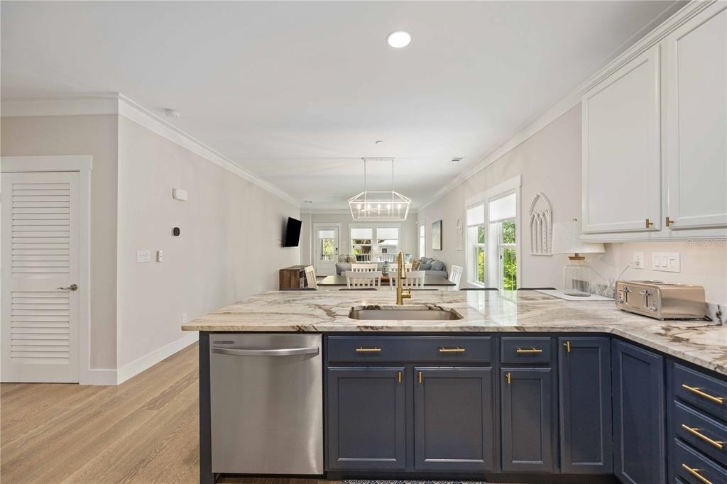1623 8th Avenue W - Photo 4