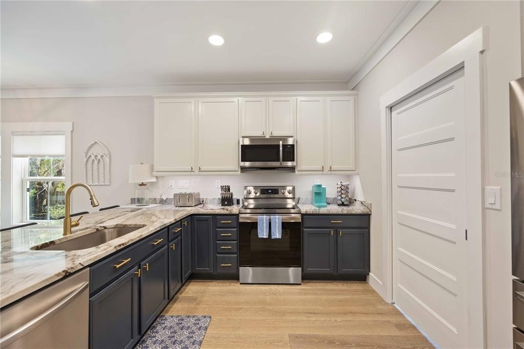1623 8th Avenue W - Photo 3