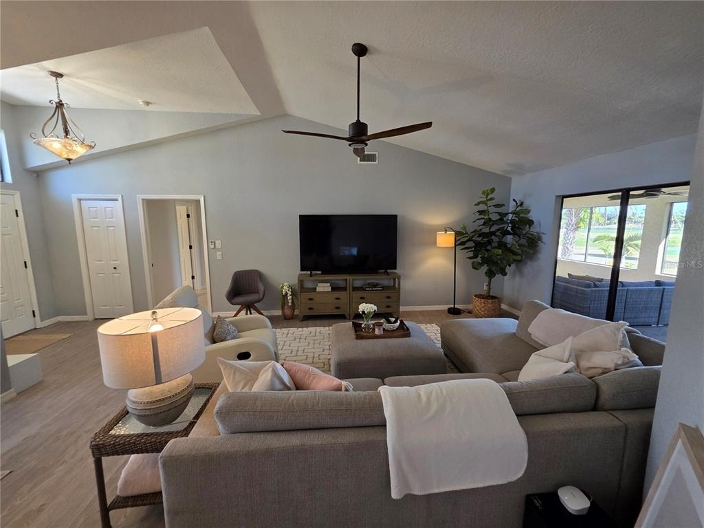13 Seaward Circle - Photo 17