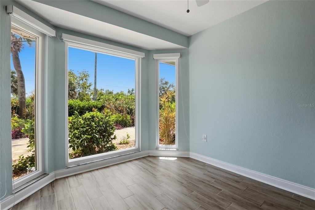5207 86th Street Court W - Photo 11