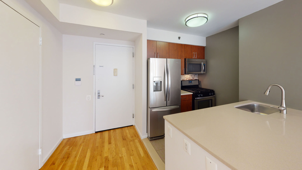 120 W. 21st - Photo 1