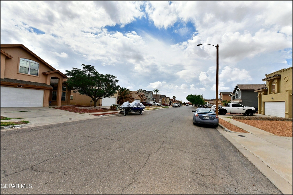 10937 Northview Drive - Photo 46