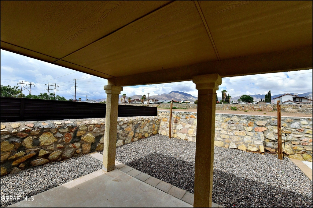 10937 Northview Drive - Photo 39