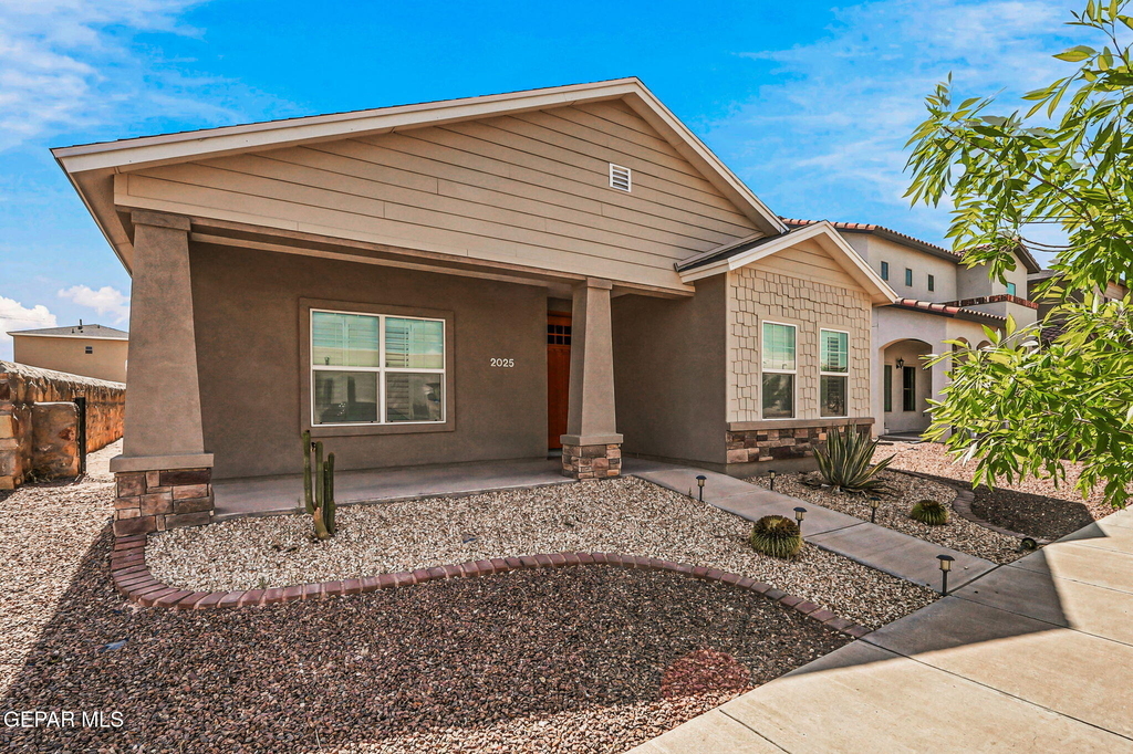 2025 William Caples Street - Photo 4