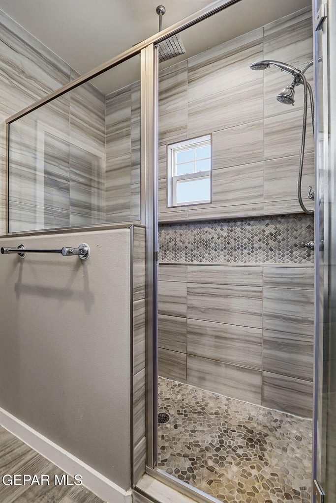 2025 William Caples Street - Photo 26