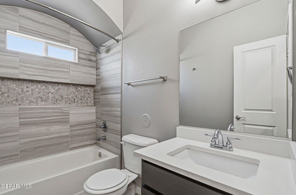 2025 William Caples Street - Photo 19