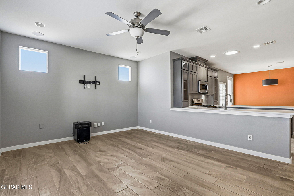 2025 William Caples Street - Photo 5