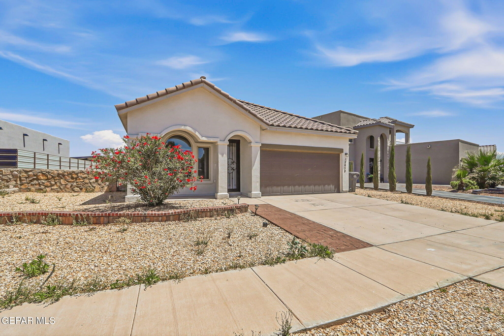 13659 Everingham Street - Photo 2