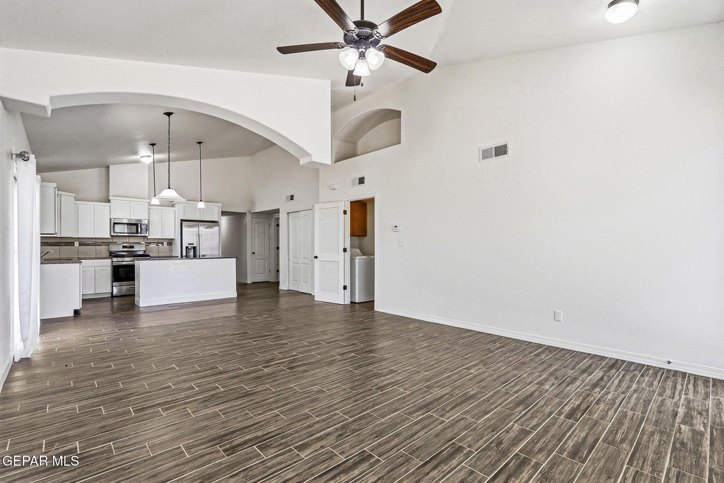 13659 Everingham Street - Photo 4