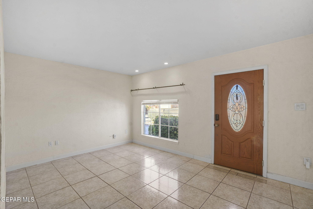 4332 Loma De Brisas Drive - Photo 4