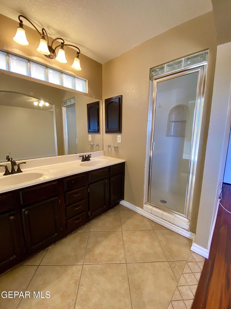 12521 Crystal Ridge Street - Photo 27