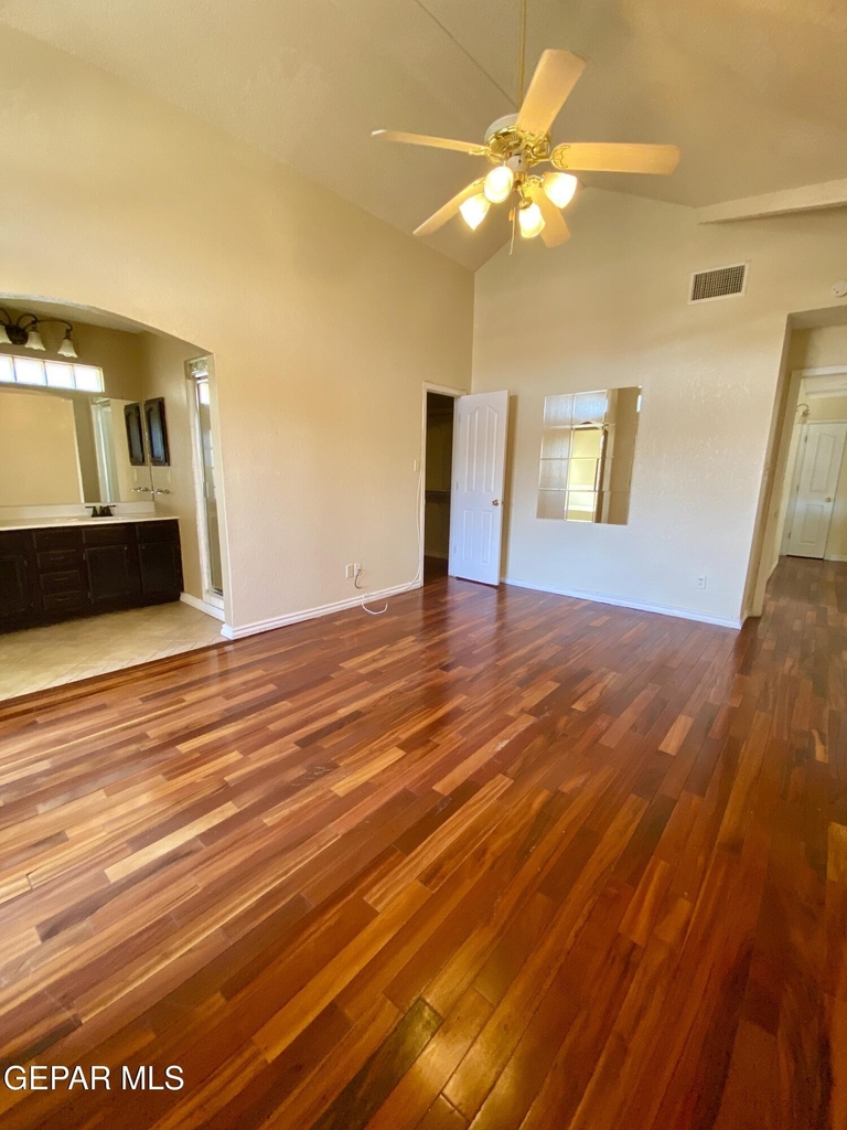 12521 Crystal Ridge Street - Photo 25