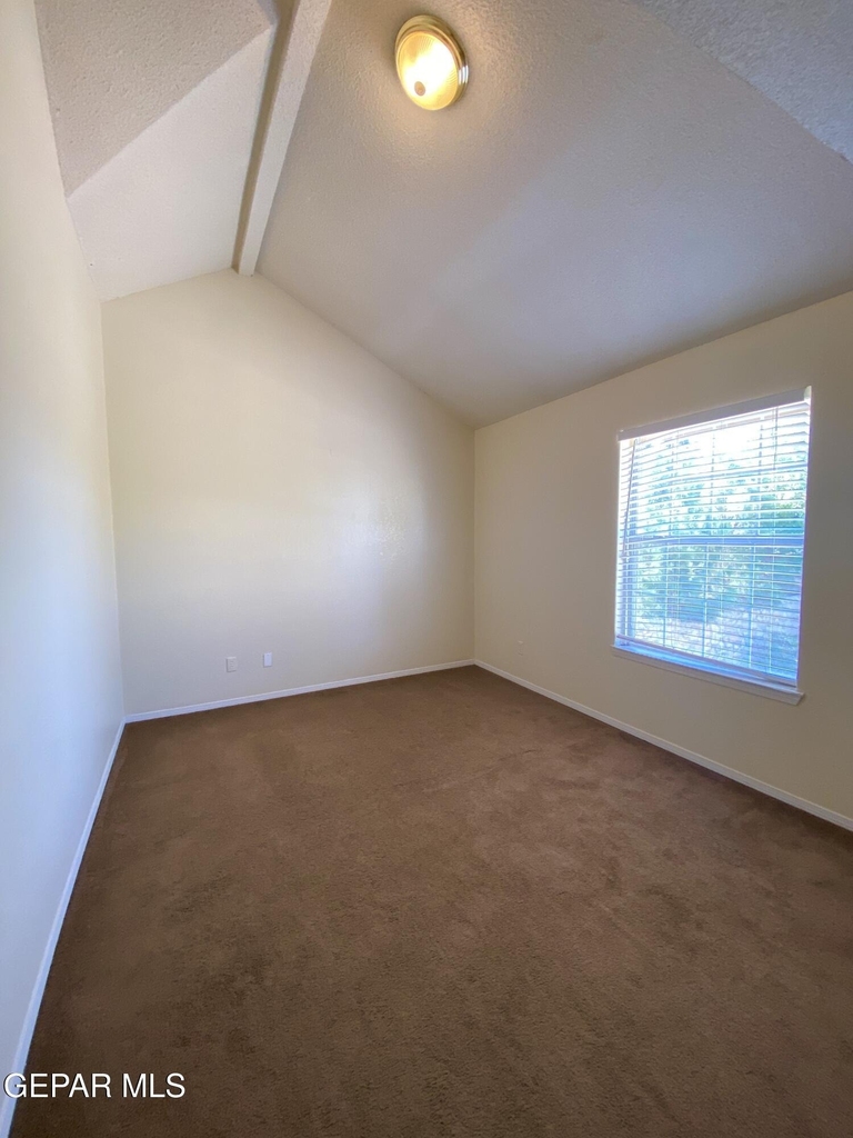 12521 Crystal Ridge Street - Photo 18