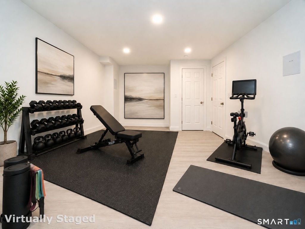 1154 Poquonnock Road - Photo 17