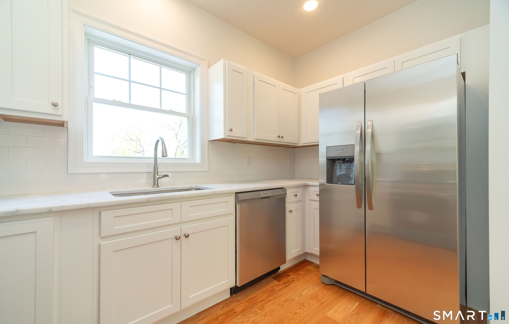 1154 Poquonnock Road - Photo 5