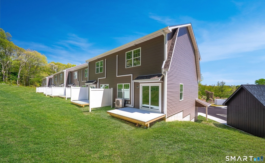 1154 Poquonnock Road - Photo 21