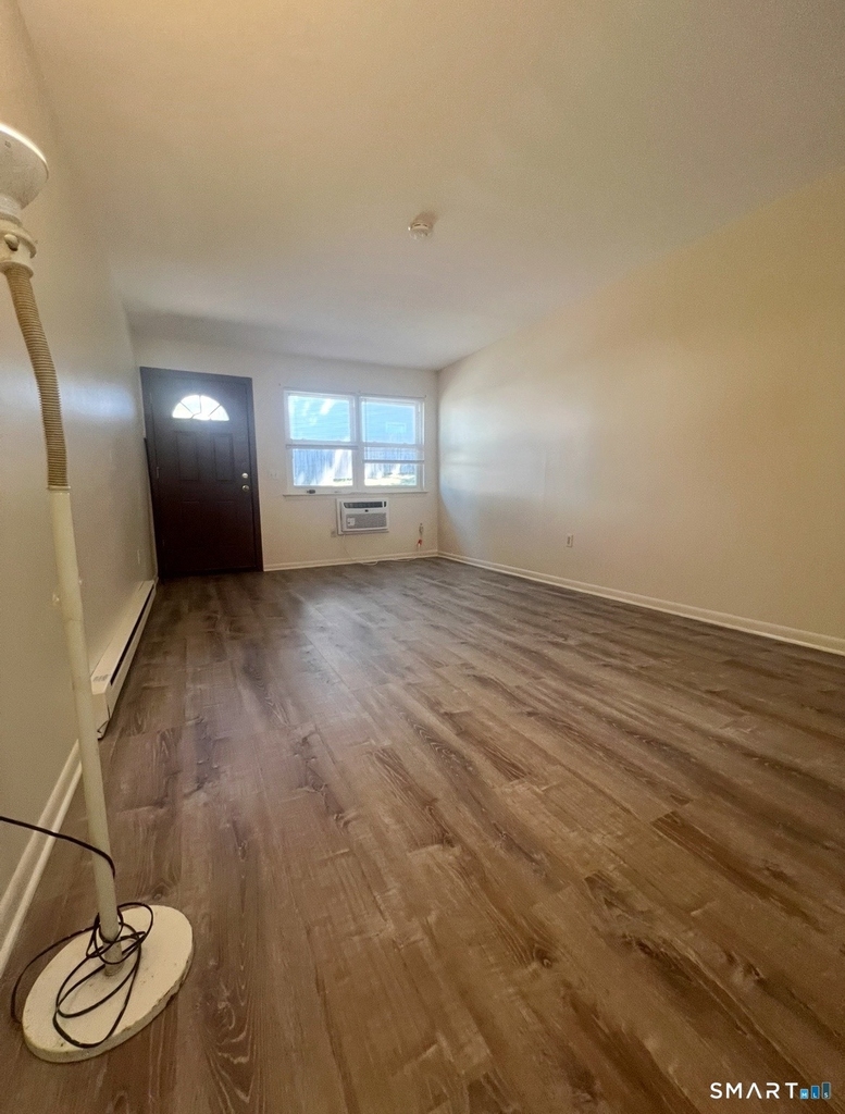 6-8 Hyatt Avenue - Photo 1