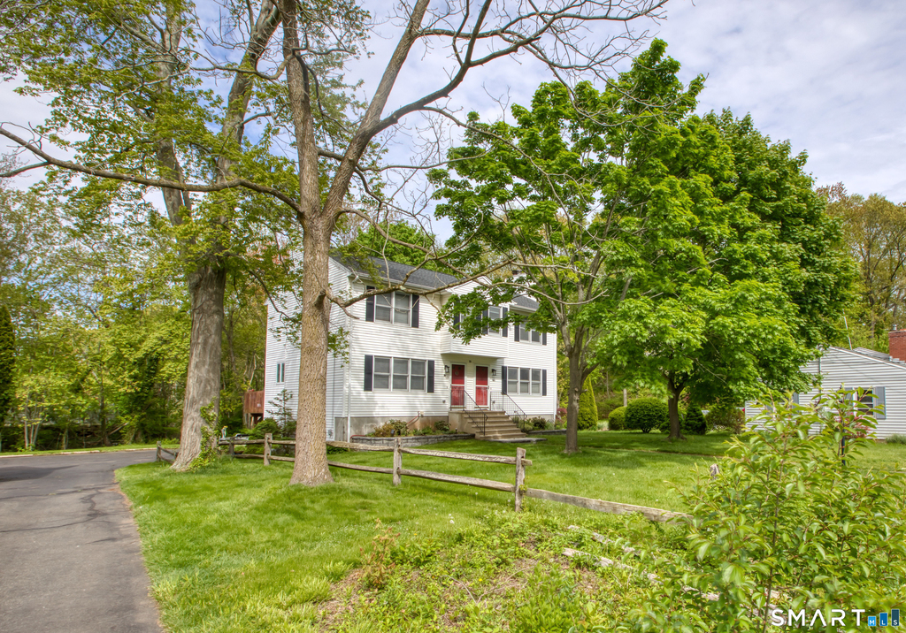 10 Clancy Road - Photo 0