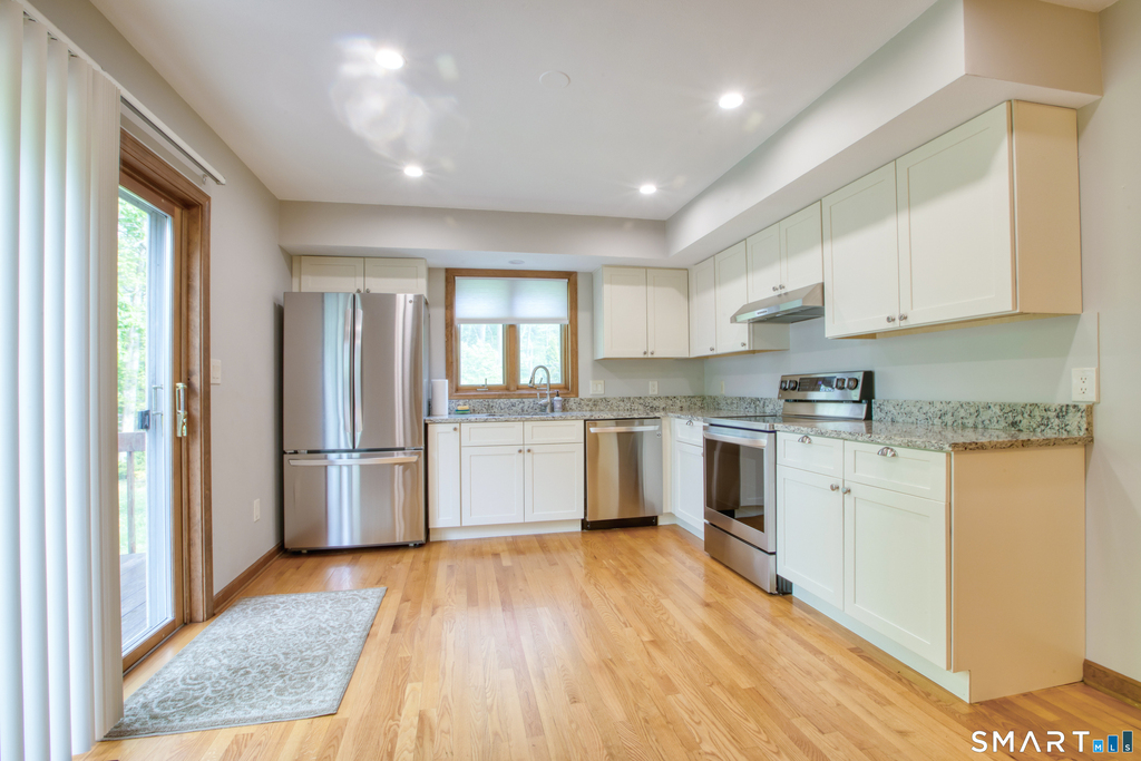 10 Clancy Road - Photo 1