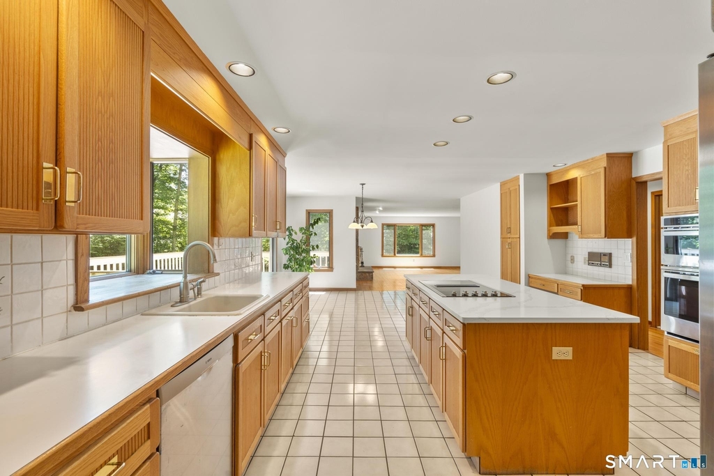 732 Den Road - Photo 11