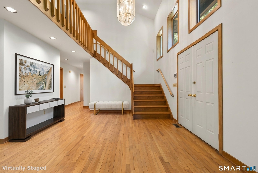 732 Den Road - Photo 2