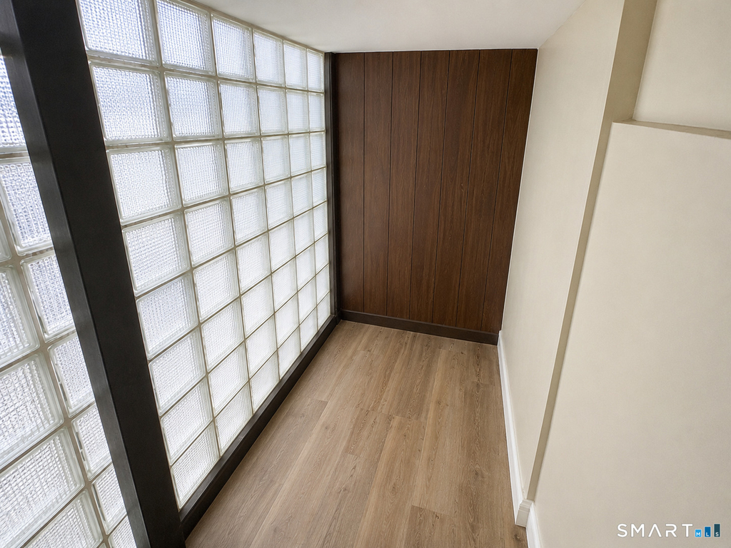 105 Bank Street - Photo 6