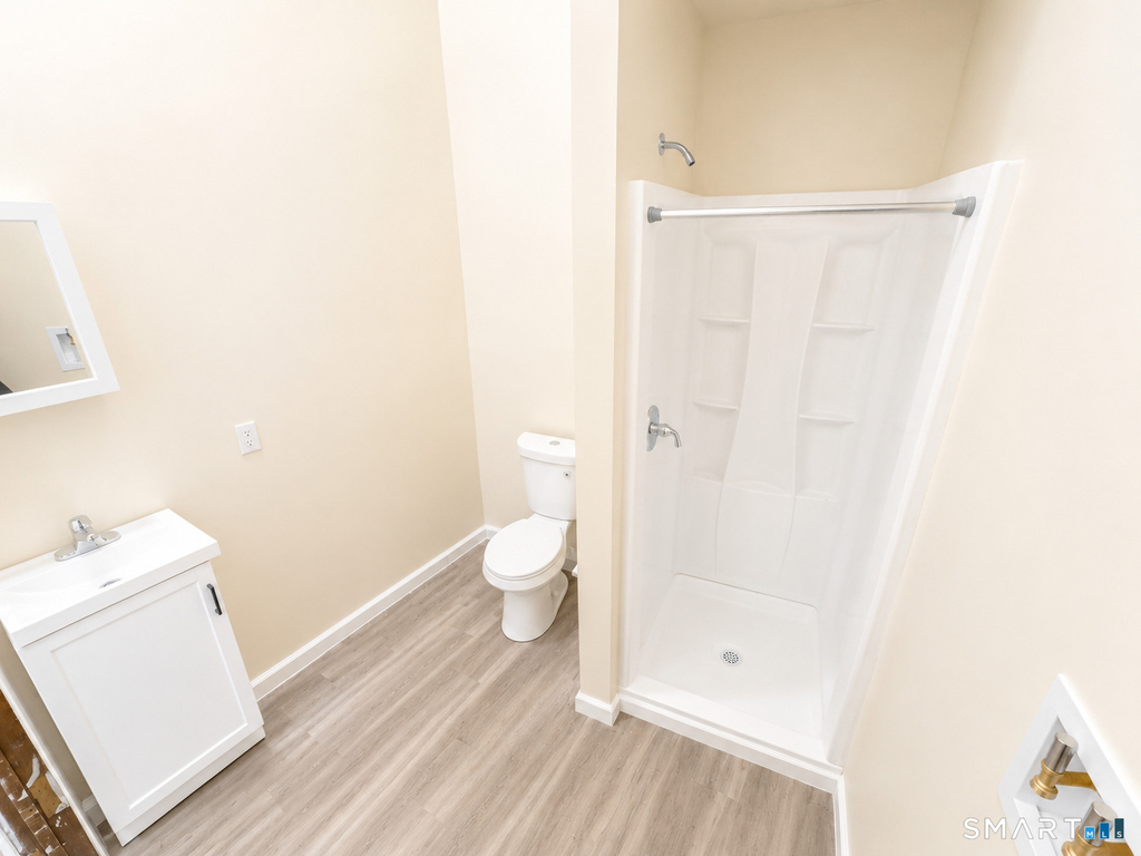 105 Bank Street - Photo 5