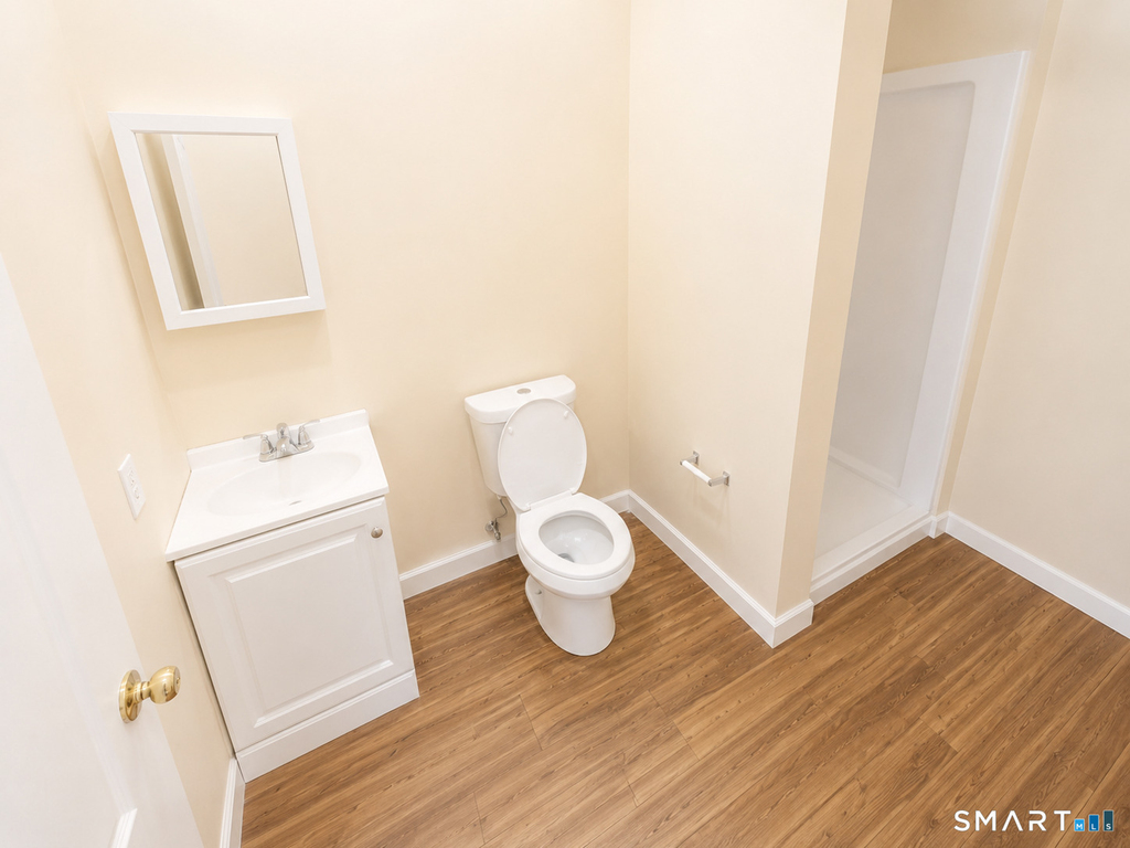 105 Bank Street - Photo 3