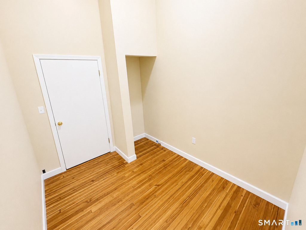 105 Bank Street - Photo 7