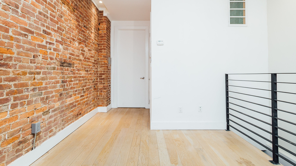 209 Malcolm X Boulevard - Photo 4