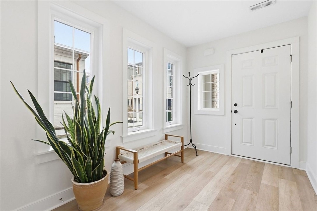 104 Founders Street - Photo 2