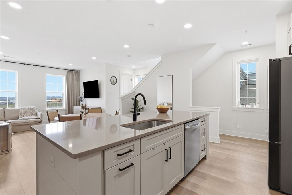 104 Founders Street - Photo 5