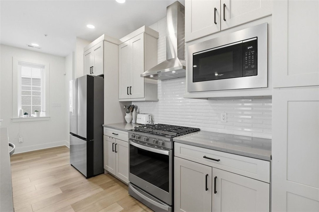 104 Founders Street - Photo 7