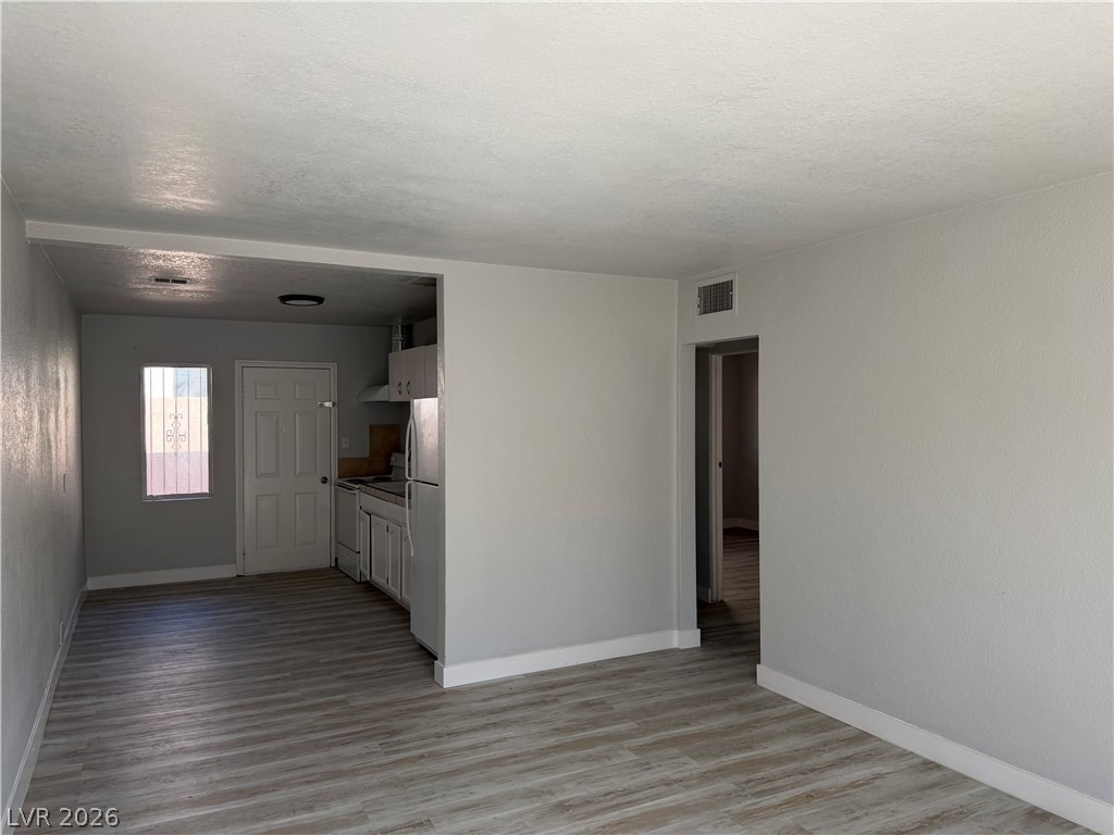 2111 Stewart Avenue - Photo 7